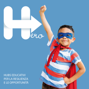 bambino vestito da eroe -hero